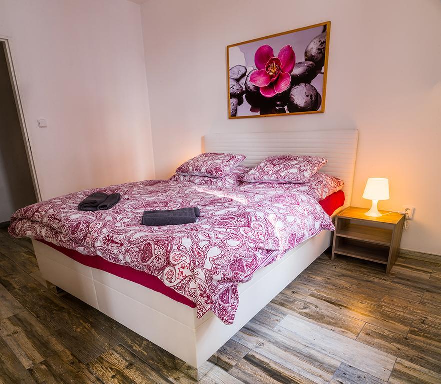 Guesthouse Zlaty Hrozen Česká Lípa Eksteriør billede