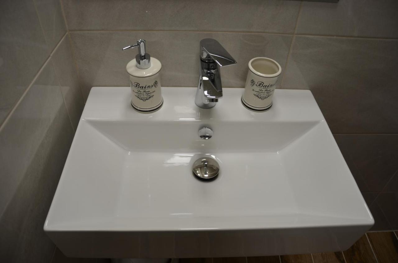 Guesthouse Zlaty Hrozen Česká Lípa Eksteriør billede